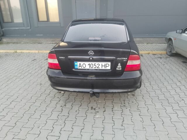 Черный Опель Вектра, объемом двигателя 2 л и пробегом 275 тыс. км за 2000 $, фото 4 на Automoto.ua