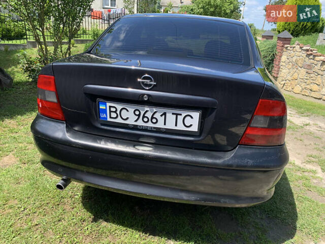 Чорний Опель Вектра, об'ємом двигуна 2 л та пробігом 284 тис. км за 1900 $, фото 10 на Automoto.ua