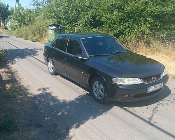 Черный Опель Вектра, объемом двигателя 1.6 л и пробегом 434 тыс. км за 2250 $, фото 33 на Automoto.ua