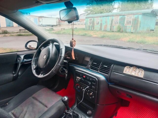 Чорний Опель Вектра, об'ємом двигуна 2.2 л та пробігом 240 тис. км за 2650 $, фото 7 на Automoto.ua