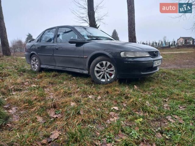 Черный Опель Вектра, объемом двигателя 2 л и пробегом 348 тыс. км за 2200 $, фото 4 на Automoto.ua