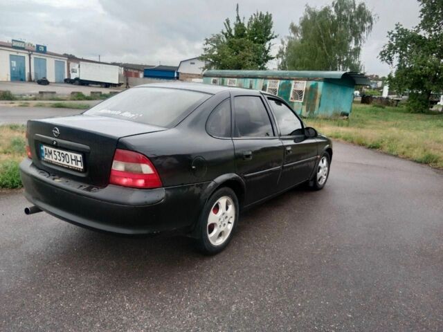 Чорний Опель Вектра, об'ємом двигуна 2.2 л та пробігом 240 тис. км за 2650 $, фото 11 на Automoto.ua