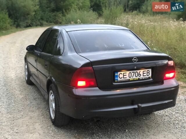 Чорний Опель Вектра, об'ємом двигуна 2 л та пробігом 358 тис. км за 1900 $, фото 8 на Automoto.ua