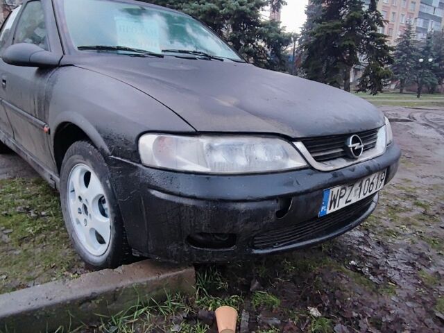 Черный Опель Вектра, объемом двигателя 2 л и пробегом 230 тыс. км за 1705 $, фото 7 на Automoto.ua