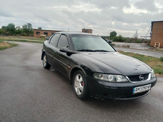 Чорний Опель Вектра, об'ємом двигуна 2.2 л та пробігом 240 тис. км за 2650 $, фото 8 на Automoto.ua