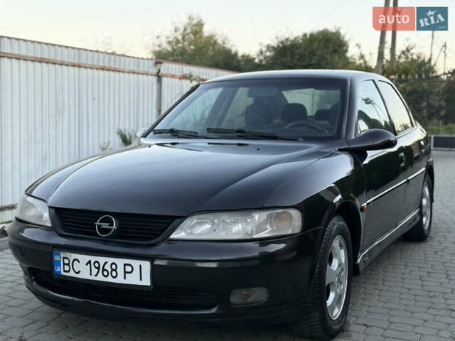 Чорний Опель Вектра, об'ємом двигуна 2.2 л та пробігом 350 тис. км за 1950 $, фото 2 на Automoto.ua