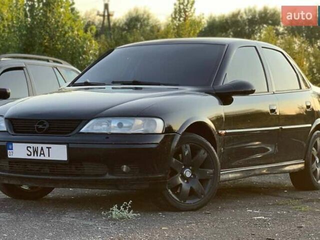 Черный Опель Вектра, объемом двигателя 1.8 л и пробегом 337 тыс. км за 2500 $, фото 2 на Automoto.ua