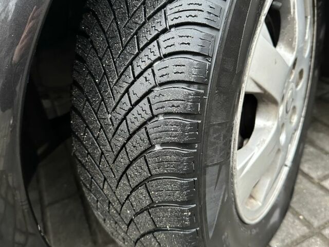 Черный Опель Вектра, объемом двигателя 1.6 л и пробегом 273 тыс. км за 2500 $, фото 11 на Automoto.ua