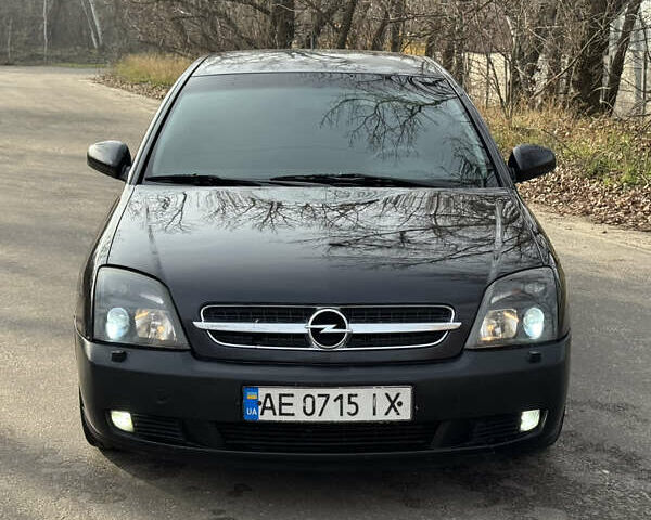 Черный Опель Вектра, объемом двигателя 2.2 л и пробегом 300 тыс. км за 3250 $, фото 6 на Automoto.ua