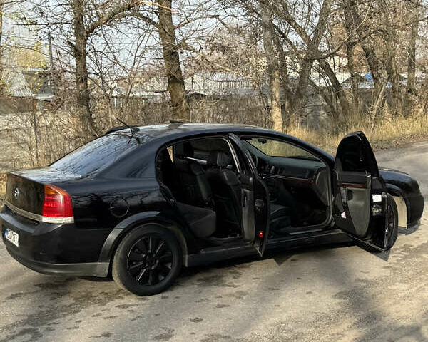 Черный Опель Вектра, объемом двигателя 2.2 л и пробегом 300 тыс. км за 3250 $, фото 27 на Automoto.ua