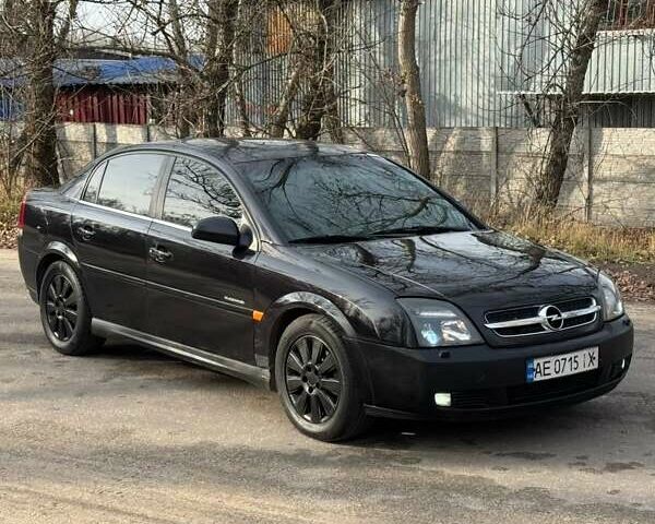 Черный Опель Вектра, объемом двигателя 2.2 л и пробегом 300 тыс. км за 3250 $, фото 5 на Automoto.ua
