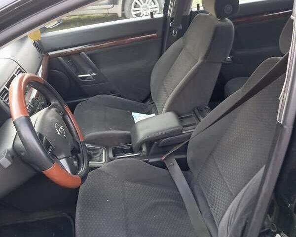 Чорний Опель Вектра, об'ємом двигуна 2.2 л та пробігом 220 тис. км за 3299 $, фото 22 на Automoto.ua