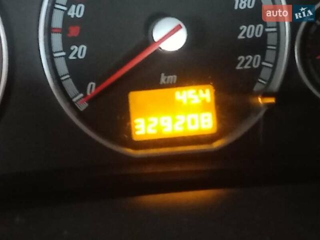 Чорний Опель Вектра, об'ємом двигуна 2.2 л та пробігом 329 тис. км за 3900 $, фото 6 на Automoto.ua