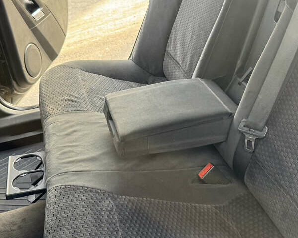 Черный Опель Вектра, объемом двигателя 2.2 л и пробегом 300 тыс. км за 3250 $, фото 18 на Automoto.ua