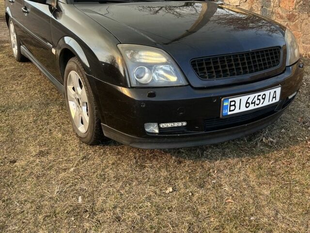 Черный Опель Вектра, объемом двигателя 2.2 л и пробегом 370 тыс. км за 4000 $, фото 1 на Automoto.ua