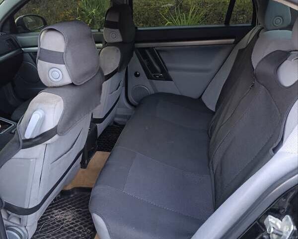 Чорний Опель Вектра, об'ємом двигуна 2 л та пробігом 430 тис. км за 3000 $, фото 7 на Automoto.ua