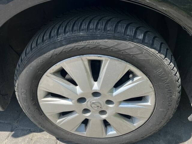 Черный Опель Вектра, объемом двигателя 2.2 л и пробегом 310 тыс. км за 3450 $, фото 8 на Automoto.ua