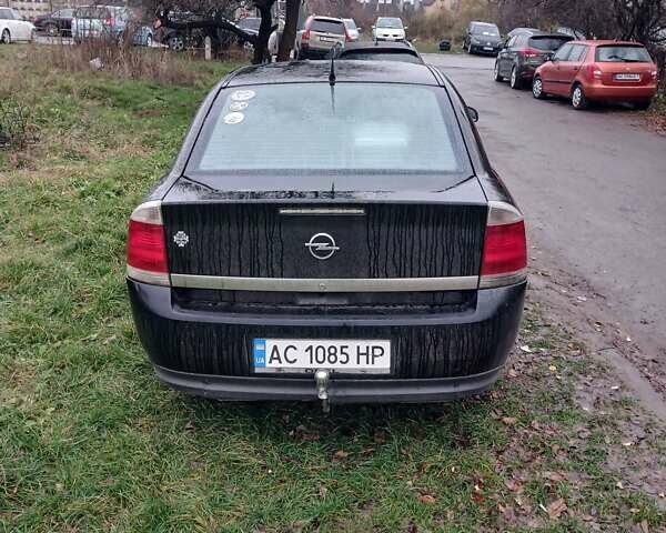 Черный Опель Вектра, объемом двигателя 2.2 л и пробегом 32 тыс. км за 3700 $, фото 3 на Automoto.ua
