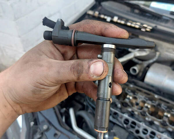 Черный Опель Вектра, объемом двигателя 2.2 л и пробегом 240 тыс. км за 5500 $, фото 31 на Automoto.ua