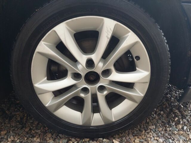 Черный Опель Вектра, объемом двигателя 2 л и пробегом 325 тыс. км за 4200 $, фото 6 на Automoto.ua