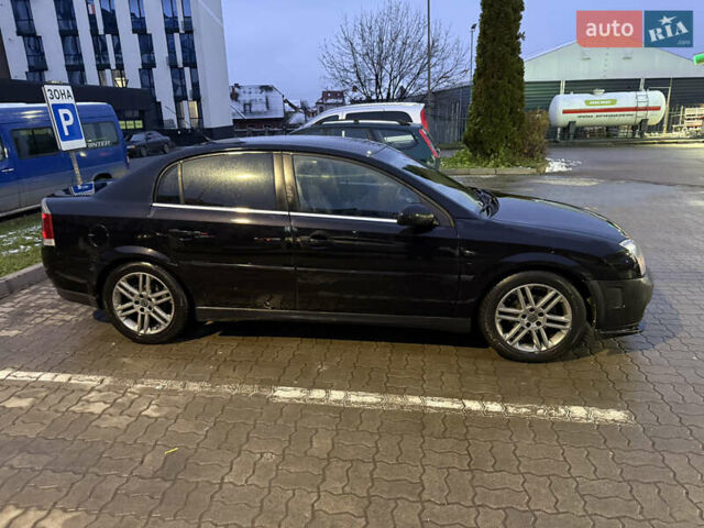 Черный Опель Вектра, объемом двигателя 2.2 л и пробегом 240 тыс. км за 5500 $, фото 3 на Automoto.ua