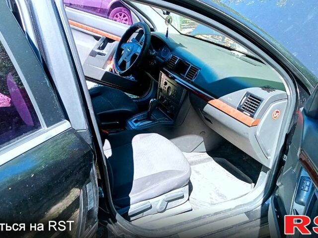 Черный Опель Вектра, объемом двигателя 22 л и пробегом 366 тыс. км за 3700 $, фото 4 на Automoto.ua