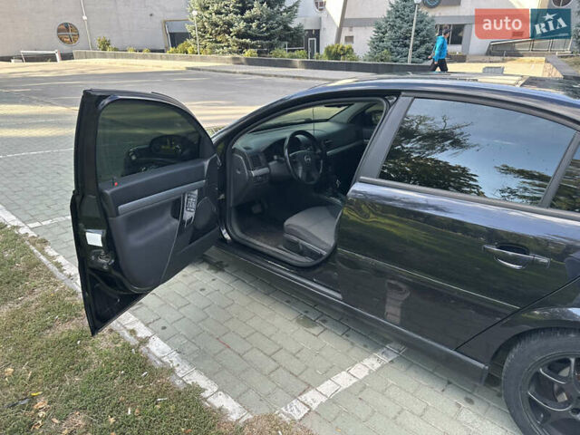 Черный Опель Вектра, объемом двигателя 2.2 л и пробегом 268 тыс. км за 4900 $, фото 15 на Automoto.ua