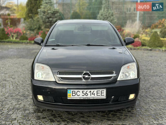 Черный Опель Вектра, объемом двигателя 1.8 л и пробегом 320 тыс. км за 2999 $, фото 1 на Automoto.ua