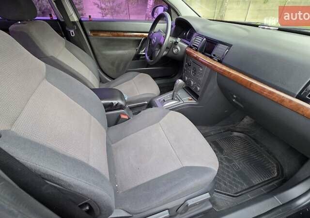Черный Опель Вектра, объемом двигателя 2.2 л и пробегом 370 тыс. км за 3499 $, фото 27 на Automoto.ua