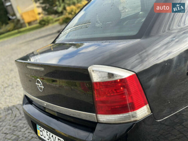 Черный Опель Вектра, объемом двигателя 1.8 л и пробегом 320 тыс. км за 2999 $, фото 18 на Automoto.ua