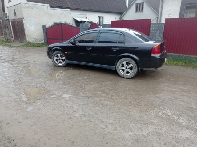 Чорний Опель Вектра, об'ємом двигуна 2.2 л та пробігом 250 тис. км за 2700 $, фото 3 на Automoto.ua