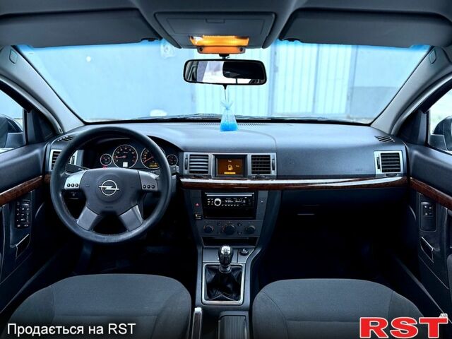 Черный Опель Вектра, объемом двигателя 2.2 л и пробегом 222 тыс. км за 3999 $, фото 8 на Automoto.ua