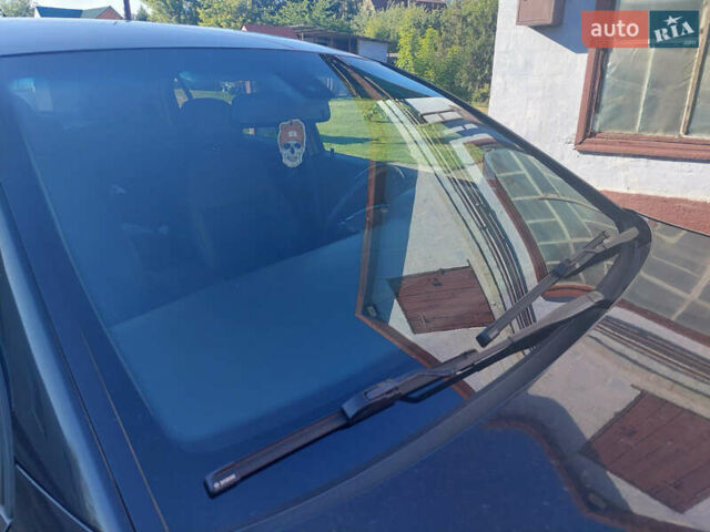 Черный Опель Вектра, объемом двигателя 2.2 л и пробегом 240 тыс. км за 5500 $, фото 26 на Automoto.ua