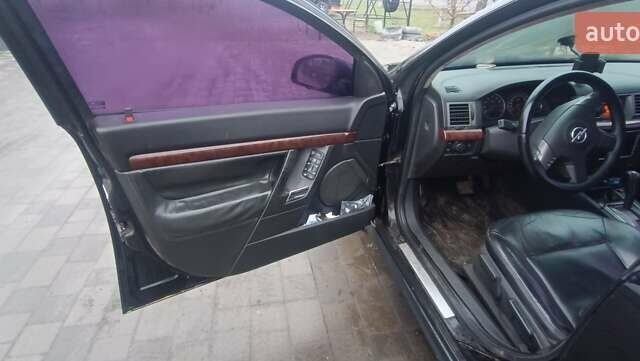 Черный Опель Вектра, объемом двигателя 3.2 л и пробегом 280 тыс. км за 3500 $, фото 11 на Automoto.ua