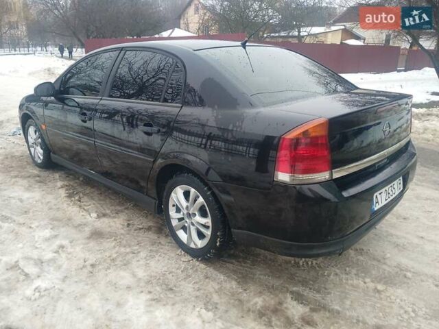 Черный Опель Вектра, объемом двигателя 2 л и пробегом 321 тыс. км за 3700 $, фото 5 на Automoto.ua