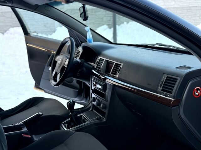 Чорний Опель Вектра, об'ємом двигуна 2.2 л та пробігом 222 тис. км за 3999 $, фото 19 на Automoto.ua