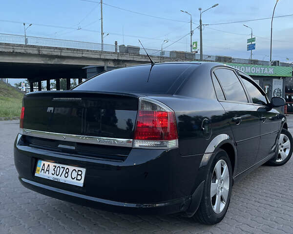 Черный Опель Вектра, объемом двигателя 2.2 л и пробегом 320 тыс. км за 5499 $, фото 5 на Automoto.ua