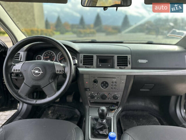 Черный Опель Вектра, объемом двигателя 1.8 л и пробегом 320 тыс. км за 2999 $, фото 27 на Automoto.ua