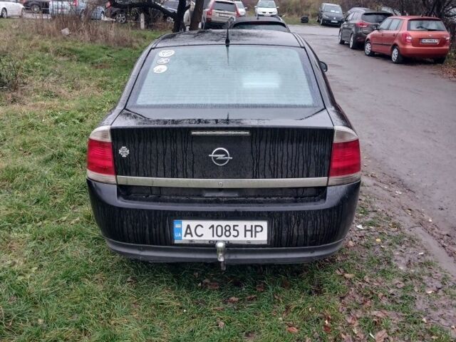 Черный Опель Вектра, объемом двигателя 2.2 л и пробегом 32 тыс. км за 3700 $, фото 2 на Automoto.ua