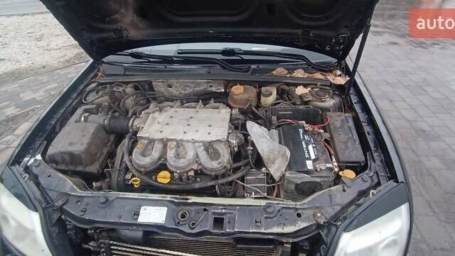 Чорний Опель Вектра, об'ємом двигуна 3.2 л та пробігом 280 тис. км за 3200 $, фото 6 на Automoto.ua