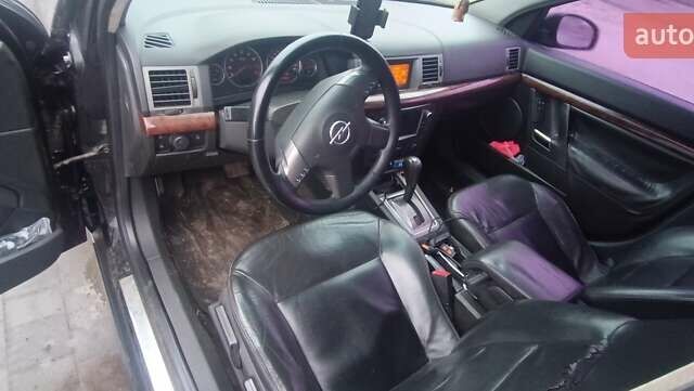 Черный Опель Вектра, объемом двигателя 3.2 л и пробегом 280 тыс. км за 3500 $, фото 8 на Automoto.ua