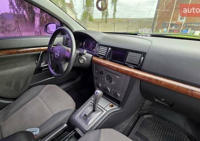 Черный Опель Вектра, объемом двигателя 2.2 л и пробегом 370 тыс. км за 3499 $, фото 29 на Automoto.ua