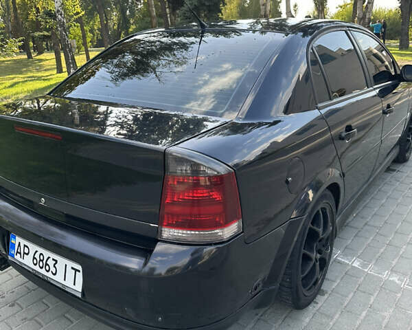 Черный Опель Вектра, объемом двигателя 2.2 л и пробегом 268 тыс. км за 4900 $, фото 7 на Automoto.ua