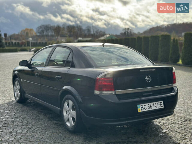 Черный Опель Вектра, объемом двигателя 1.8 л и пробегом 320 тыс. км за 2999 $, фото 9 на Automoto.ua