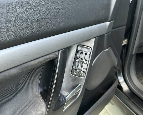 Черный Опель Вектра, объемом двигателя 2.2 л и пробегом 268 тыс. км за 4900 $, фото 11 на Automoto.ua