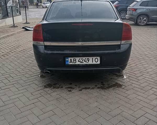 Черный Опель Вектра, объемом двигателя 2.2 л и пробегом 300 тыс. км за 3000 $, фото 4 на Automoto.ua