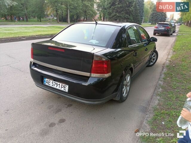 Чорний Опель Вектра, об'ємом двигуна 2.2 л та пробігом 308 тис. км за 4205 $, фото 2 на Automoto.ua