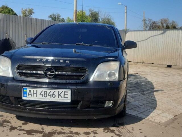 Черный Опель Вектра, объемом двигателя 2.2 л и пробегом 327 тыс. км за 4500 $, фото 11 на Automoto.ua