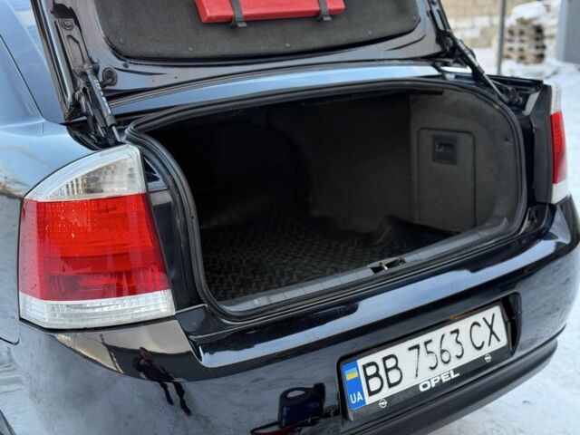 Чорний Опель Вектра, об'ємом двигуна 2.2 л та пробігом 222 тис. км за 3999 $, фото 23 на Automoto.ua