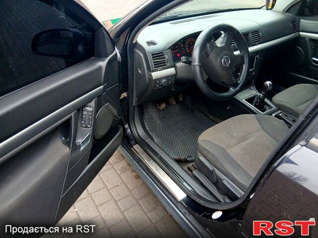 Чорний Опель Вектра, об'ємом двигуна 2.2 л та пробігом 200 тис. км за 3450 $, фото 8 на Automoto.ua